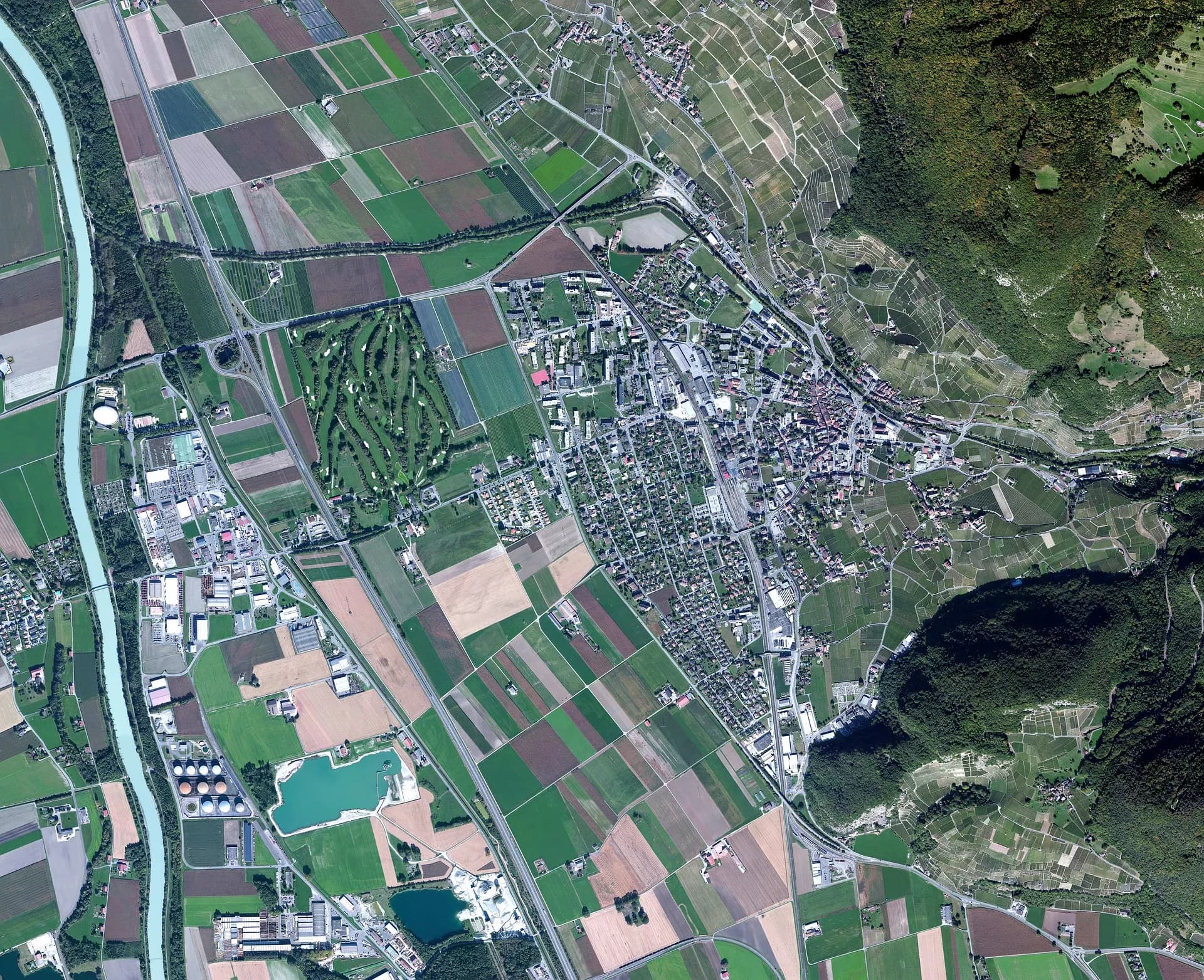 Geospatial Intelligence & Satellite Analytics gallery image 3